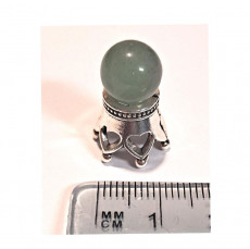 miniatyyrit vihreä kristallipallo