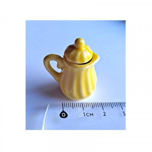 miniatyyrit Nukkekodin keltainen teekannu